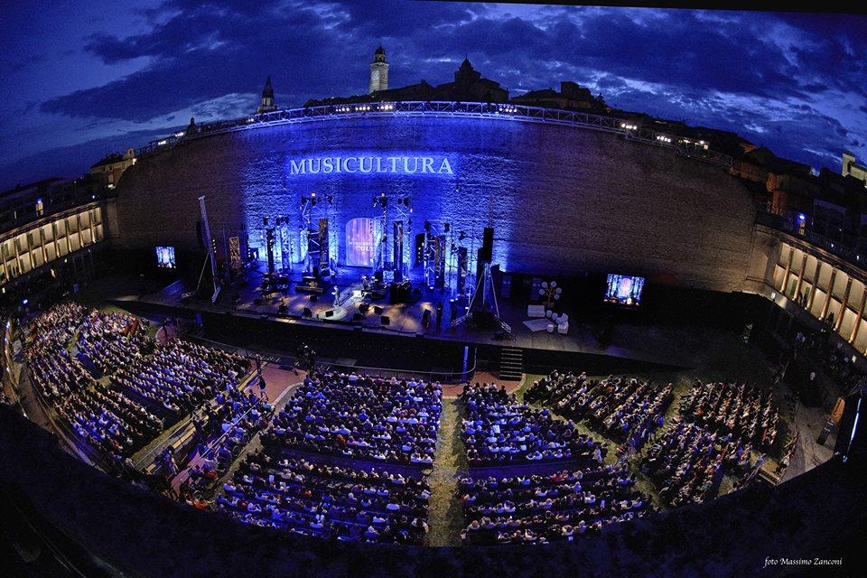 Musicultura 2016, audizioni dal 12 febbraio. Tra i 46 selezionati il maceratese Simone Cicconi