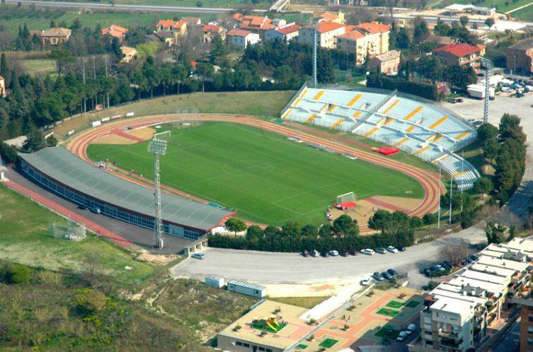 La domenica di Maceratese e Lube. Rivisti gli accessi allo stadio