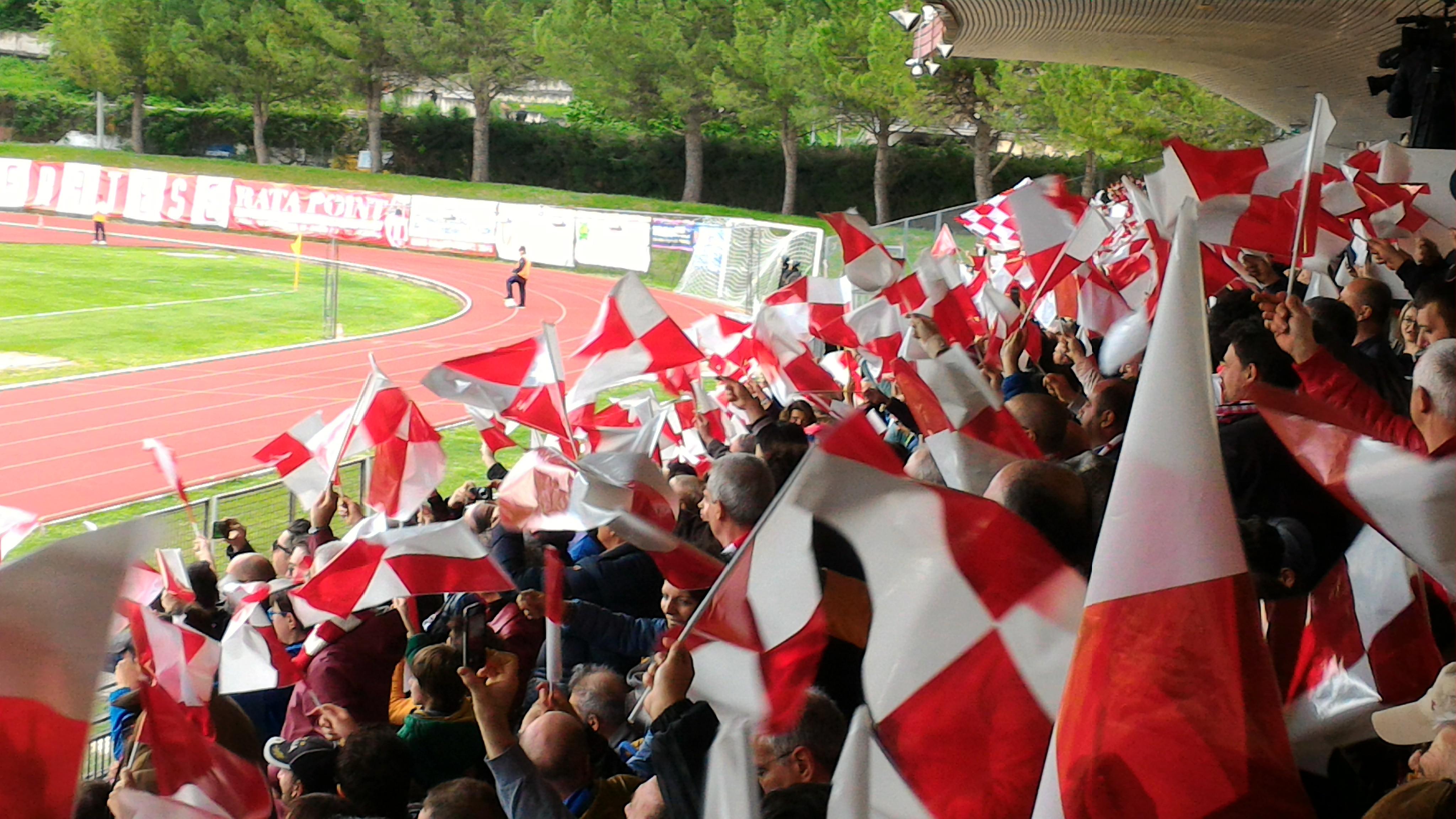 Maceratese-Pisa 0 a 0. Partita bella, dura ma senza tiri in porta