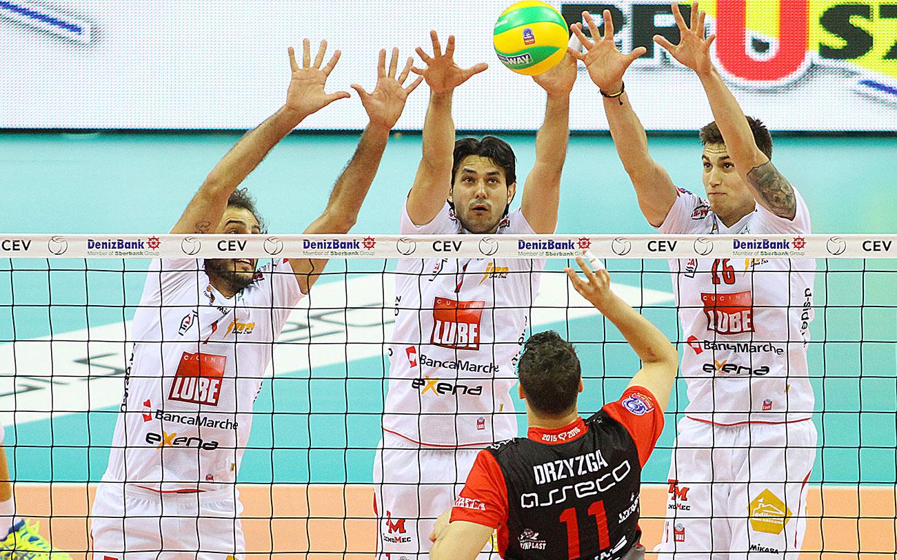 Lube terza in Champions. Vinta la finalina sul Resovia 3 a 2