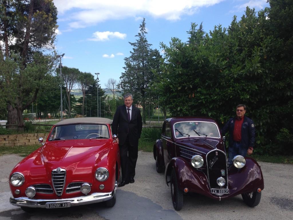 Giuseppe Casali con l'Alfa Romeo 1900 Sprint Cabriolet Pininfarina e Adalberto Beribè con la Fiat 508 CS Mille Miglia Berlinetta
