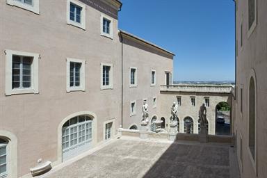 Palazzo_Buonaccorsi_cortile_maggiore