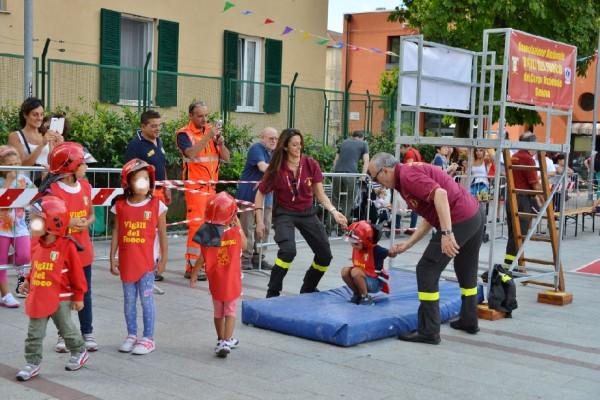 San Ginesio è Pompieropoli. Bambini “pompieri per un giorno”