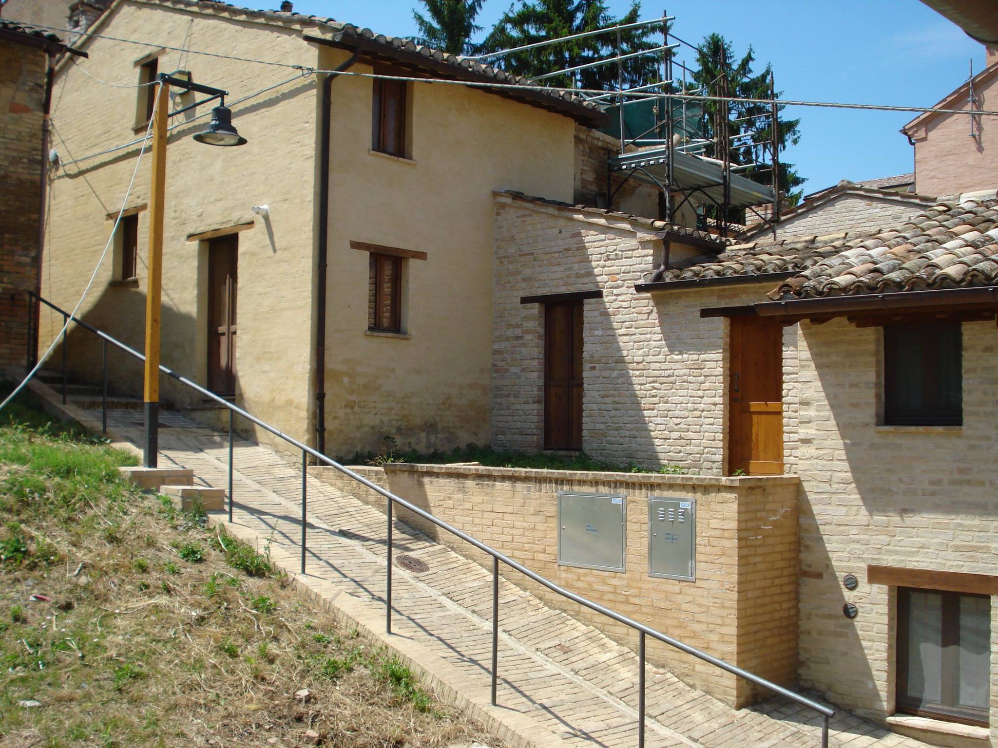 Ecomuseo. Le case di terra a Villa Ficana tornano a vivere