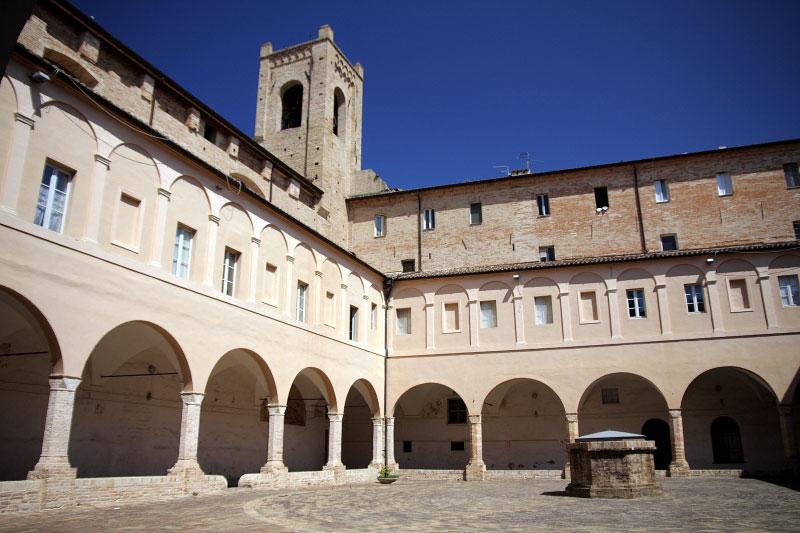 Recanati: enogastronomia e cultura nelle antiche osterie