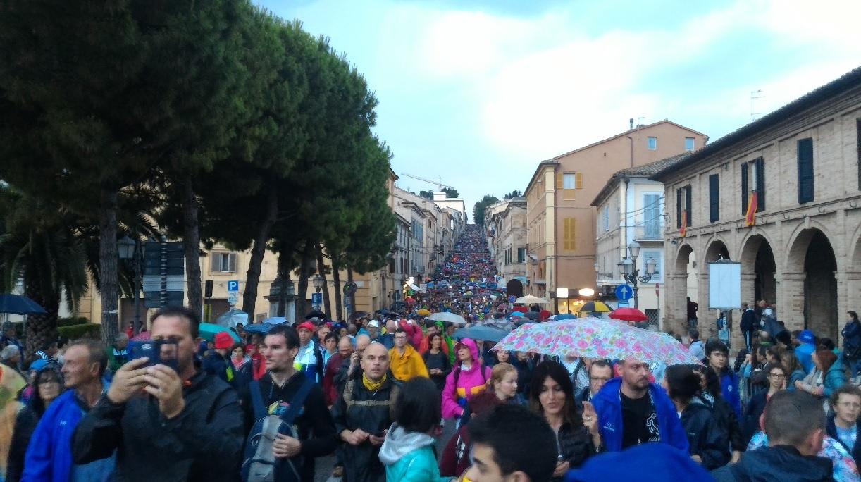 Pellegrinaggio Macerata-Loreto, l’arrivo alla Basilica