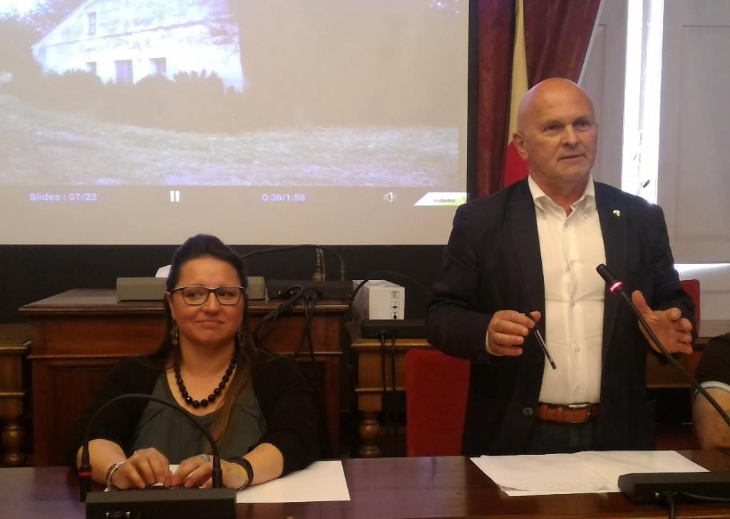 L'assessore Marcolini e il presidente della Cooperativa Sociale Meridiana Giuseppe Spernanzoni