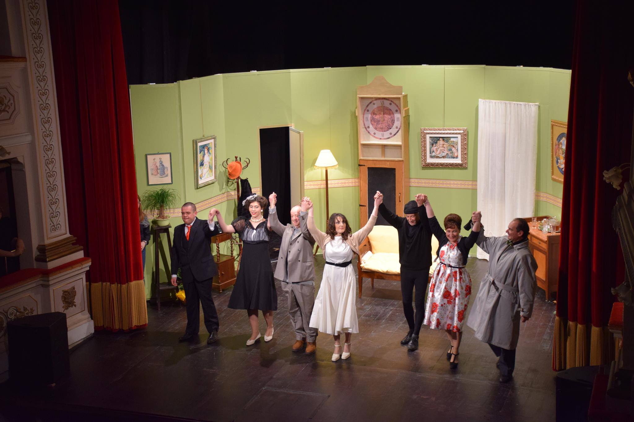 “Ceniamo e …  ridiamoci su” al Teatro Don Bosco