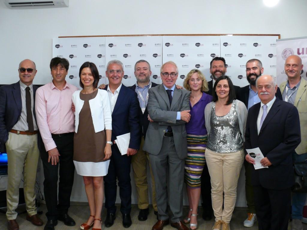 CreaHub_inaugurazione_fotoGruppo