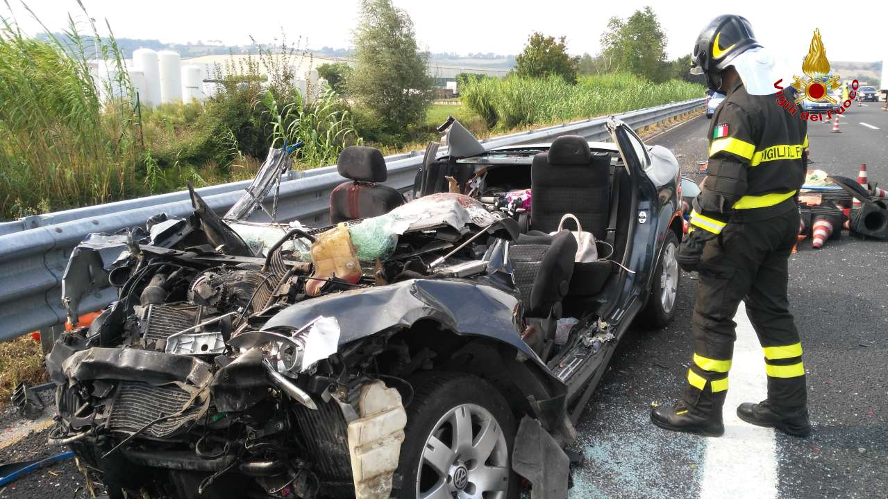 Incidente sull’A14. Due coniugi morti, grave la loro bimba di sei mesi