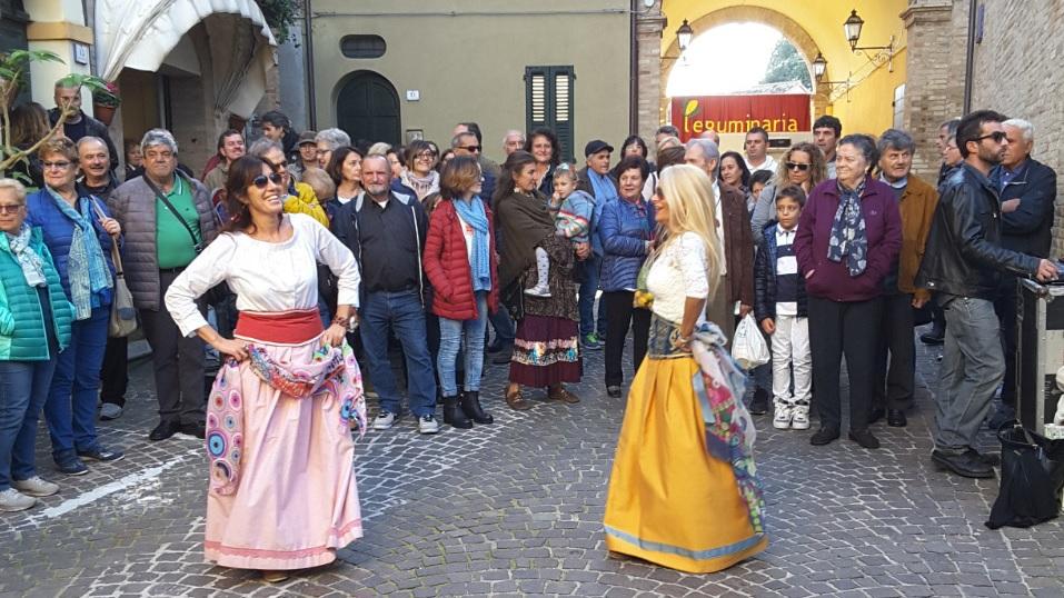 Leguminaria, ancora un successo. Oltre i legumi l’arte della ceramica