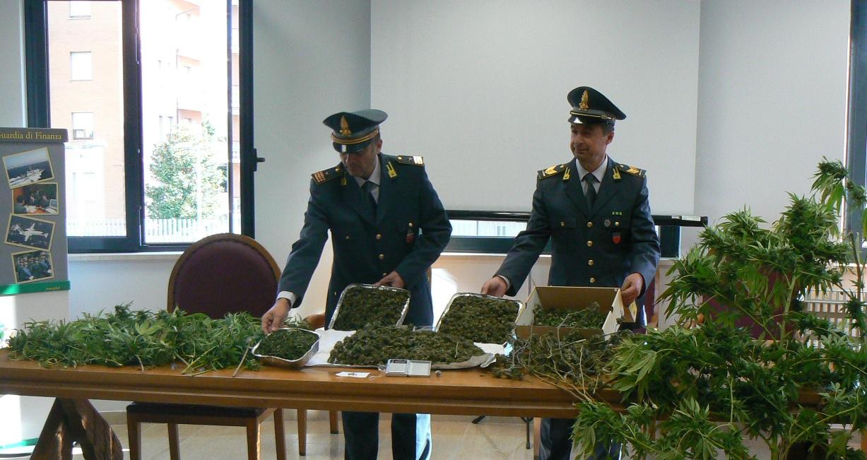 Guardia di Finanza: sequestrati 6,4 kg di marijuana, un arresto