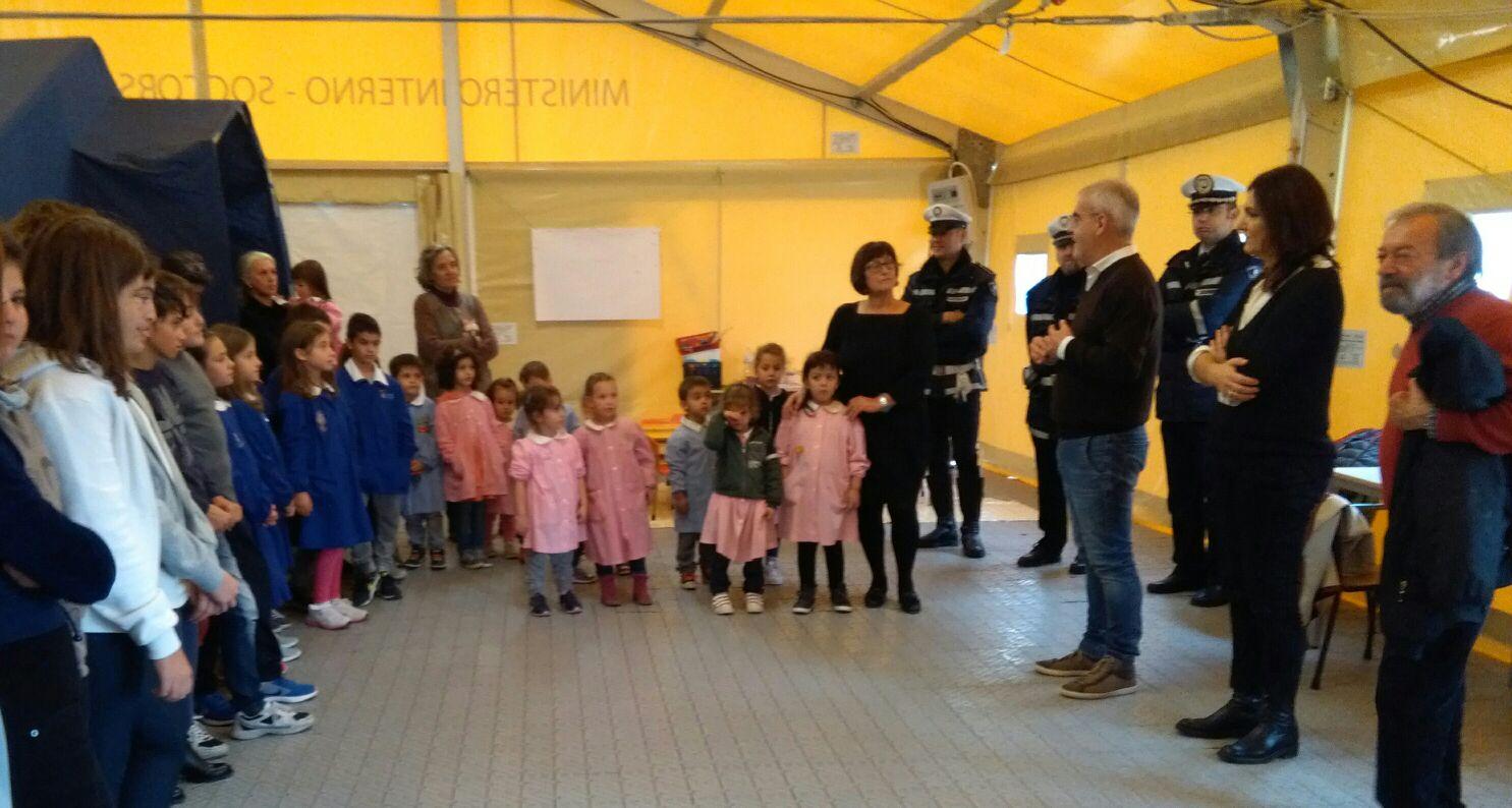 “Macerata Vicina”, fondi e materiale didattico per la scuola di Gualdo