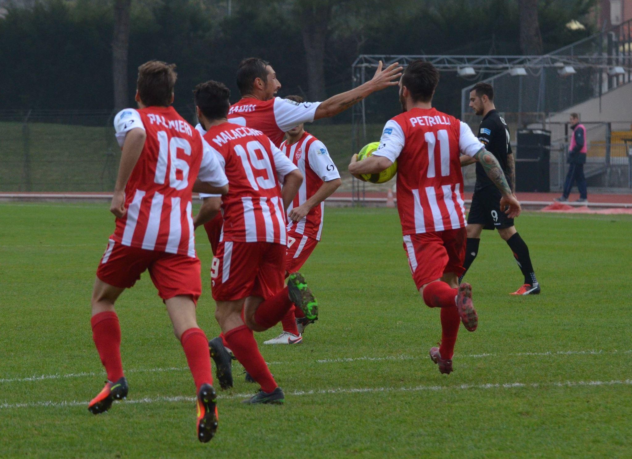 Maceratese a Teramo per muovere la classifica. Out Quadri, Petrilli e Allegretti