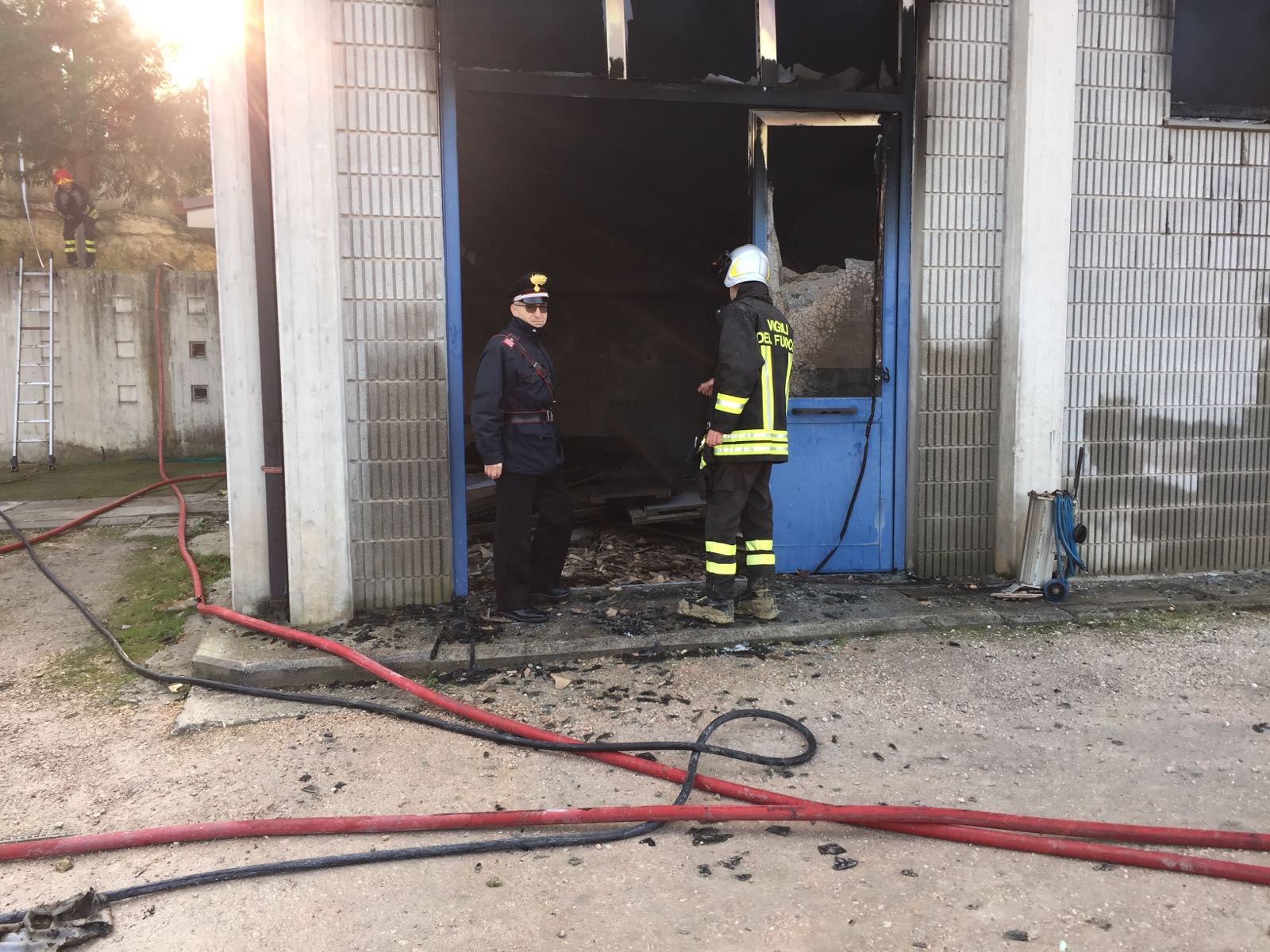 Monte San Giusto, a fuoco una falegnameria per cause accidentali