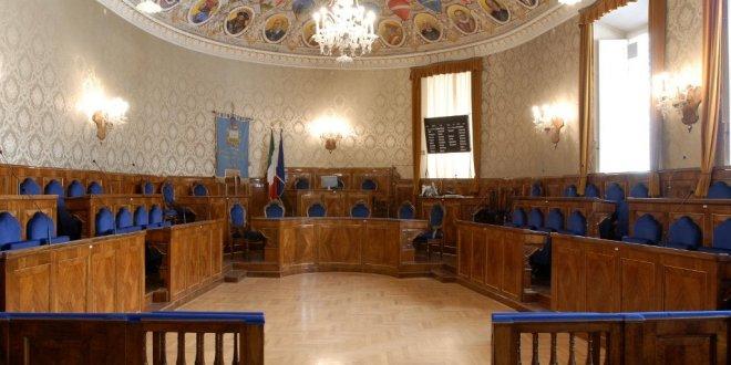 Macerata, il Consiglio comunale approva il bilancio di previsione 2017/2019