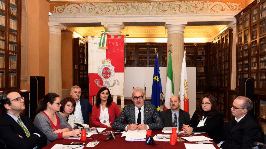 Marco Caldarelli, Federica Curzi, Paola Casoni, Alferio Canesin, Stefania Monteverde, il sindaco Romano Carancini, Narciso Ricotta, Marica Marcolini, Mario Iesari