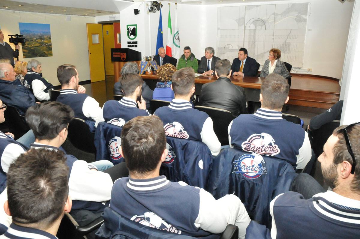 Baseball, le Pantere di Potenza Picena festeggiano in Regione la Coppa Italia