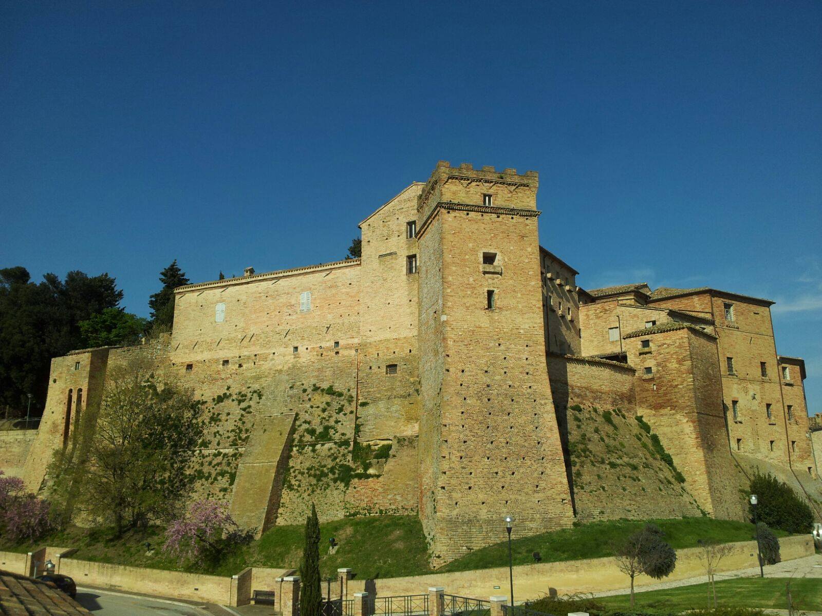 Terremoto, appello per conservare le opere d’arte al Castello di Brunforte