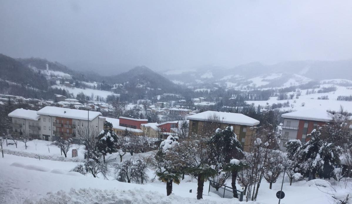 Neve e sisma, sotto controllo la situazione nelle Marche