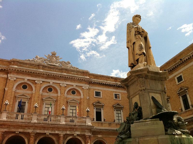 Recanati, la comunità solidale ai tempi del coronavirus