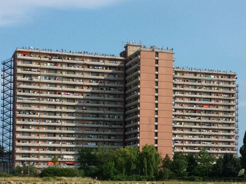 Polizia, controlli all’Hotel House contro lo spaccio