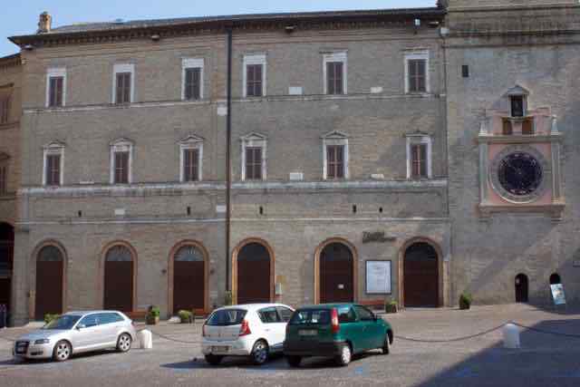 Macerata, da oggi le prime novità per la sosta nel centro storico