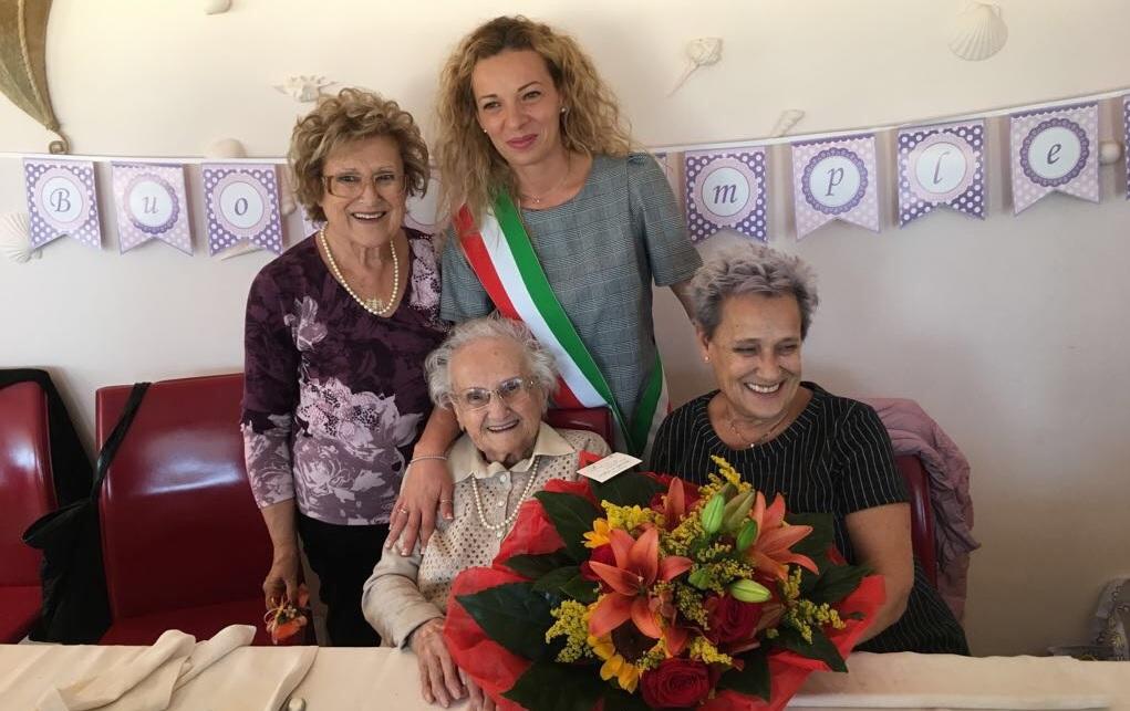 Civitanova Marche, Raffaellina Mei festeggia 100 anni