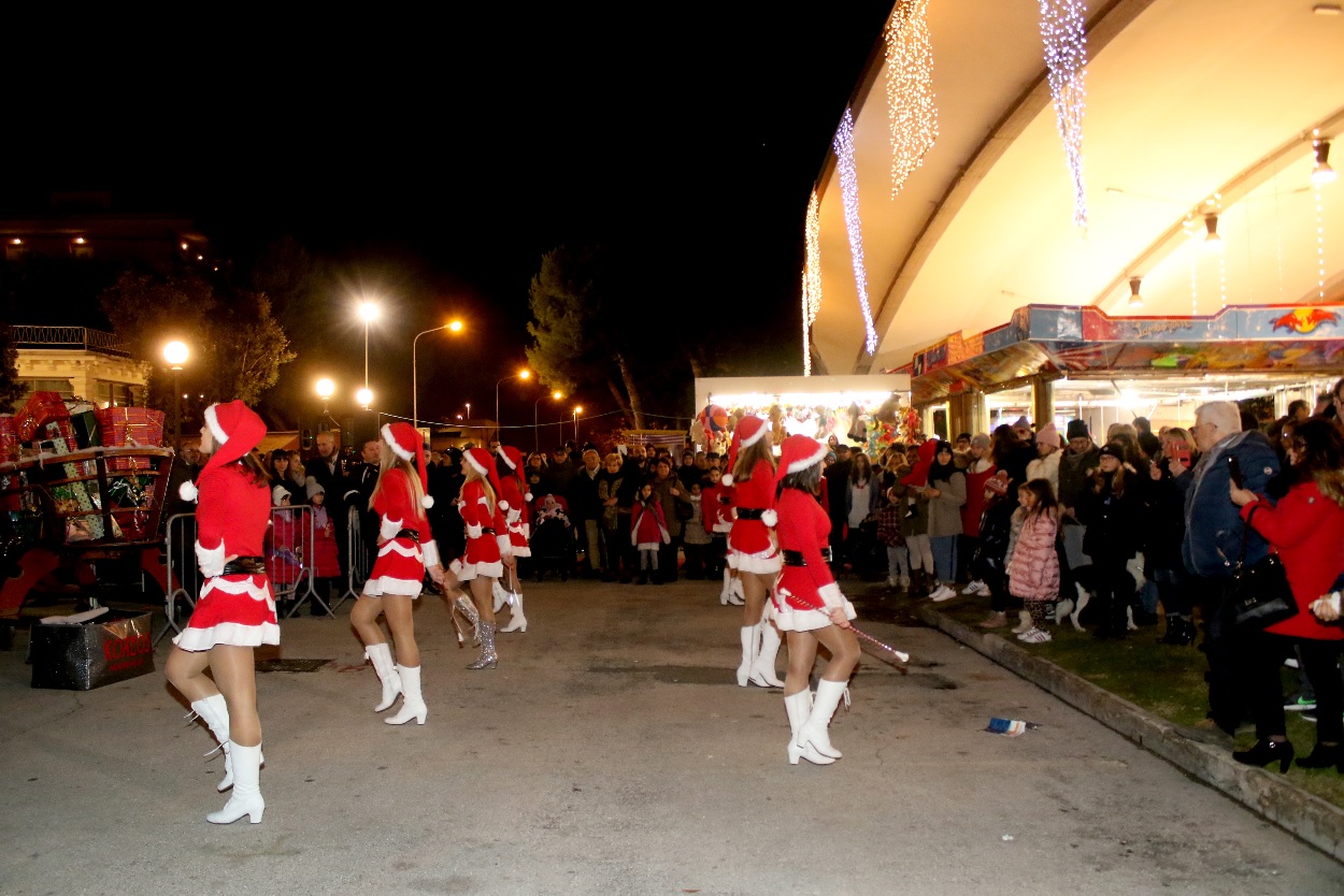 Civitanova Marche si accende per le festività