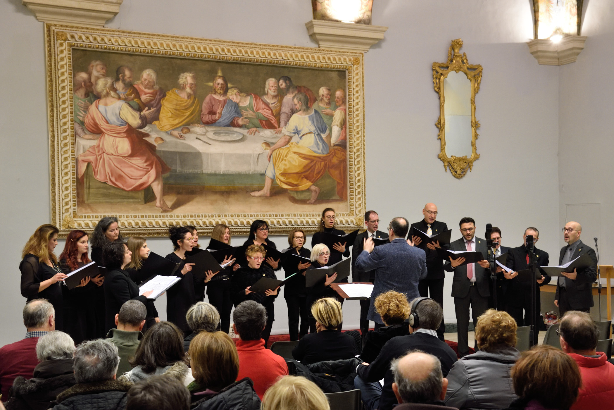 A Loreto il tradizionale concerto del coro Vox Phoenicis