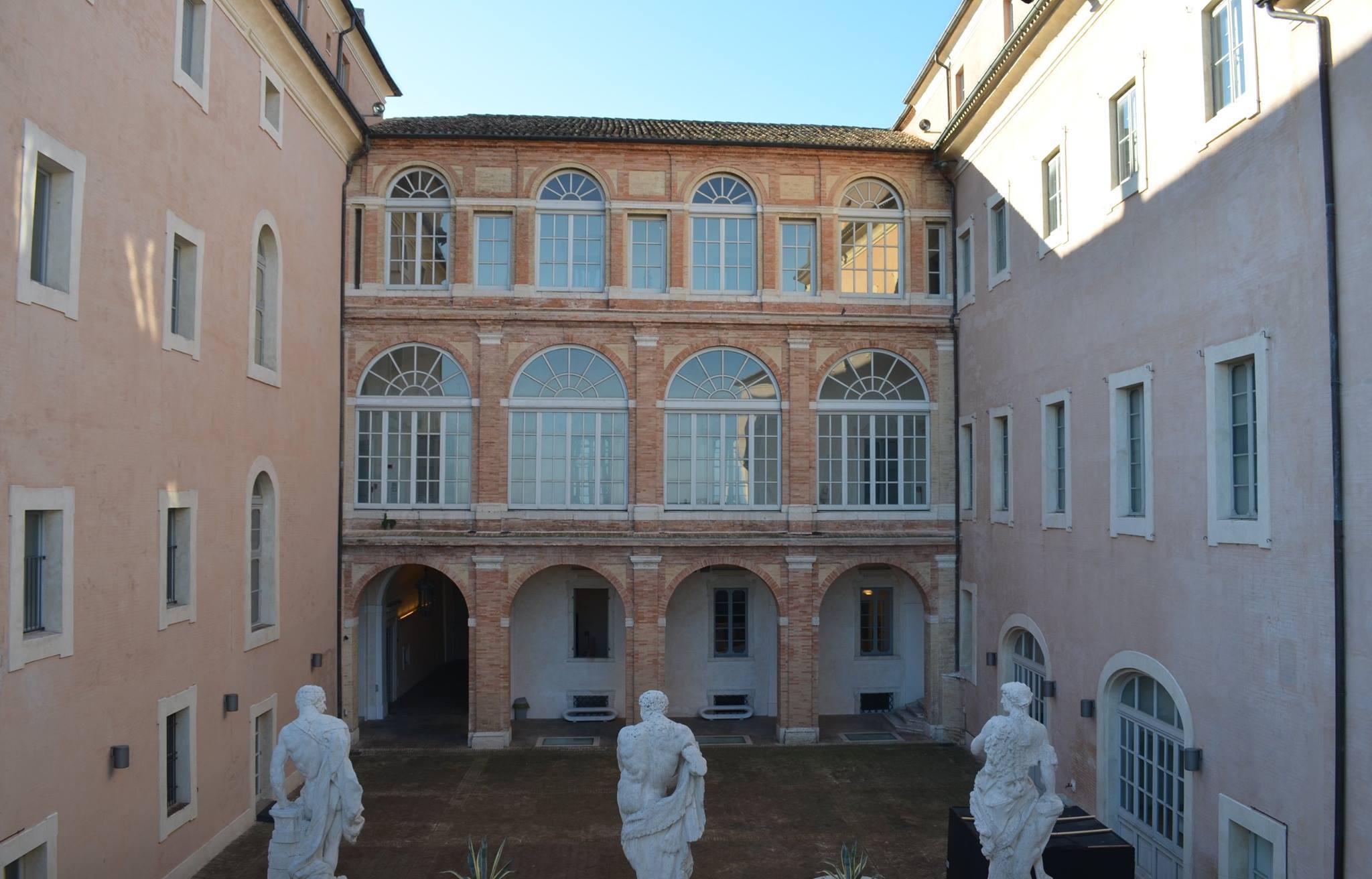 Macerata, domenica visite guidate a Palazzo Buonaccorsi