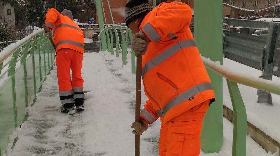 San Severino Marche, il sindaco proroga la chiusura delle scuole