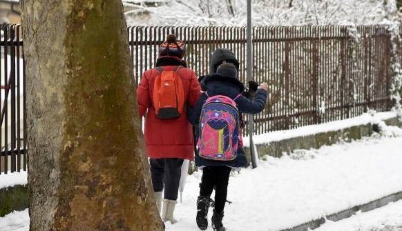 Scuole aperte e chiuse in provincia, riprende il traffico pesante