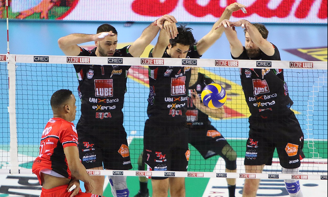 Lube-Piacenza 3-0, vinta la prima gara play off