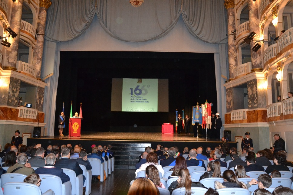 Festa della Polizia, reati in calo e i casi Pamela-Traini