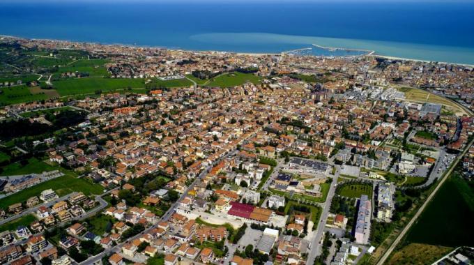 Civitanova Marche, ordinanze su balneazione e prevenzione incendi