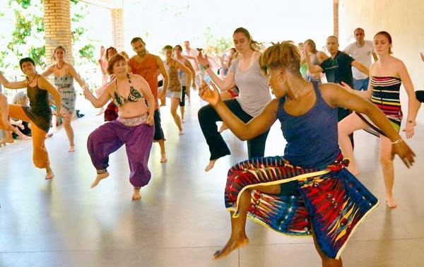 Porto Recanati, danza afro antistress al Copacabana