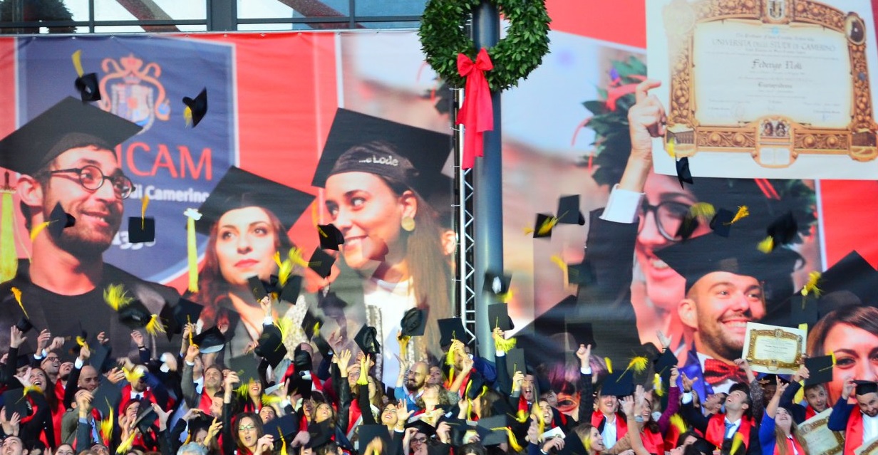 All’Università di Camerino in 400 per la Festa della Laurea