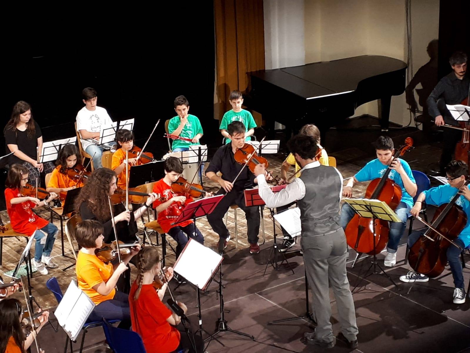 Macerata, la musica e il valore educativo di suonare insieme