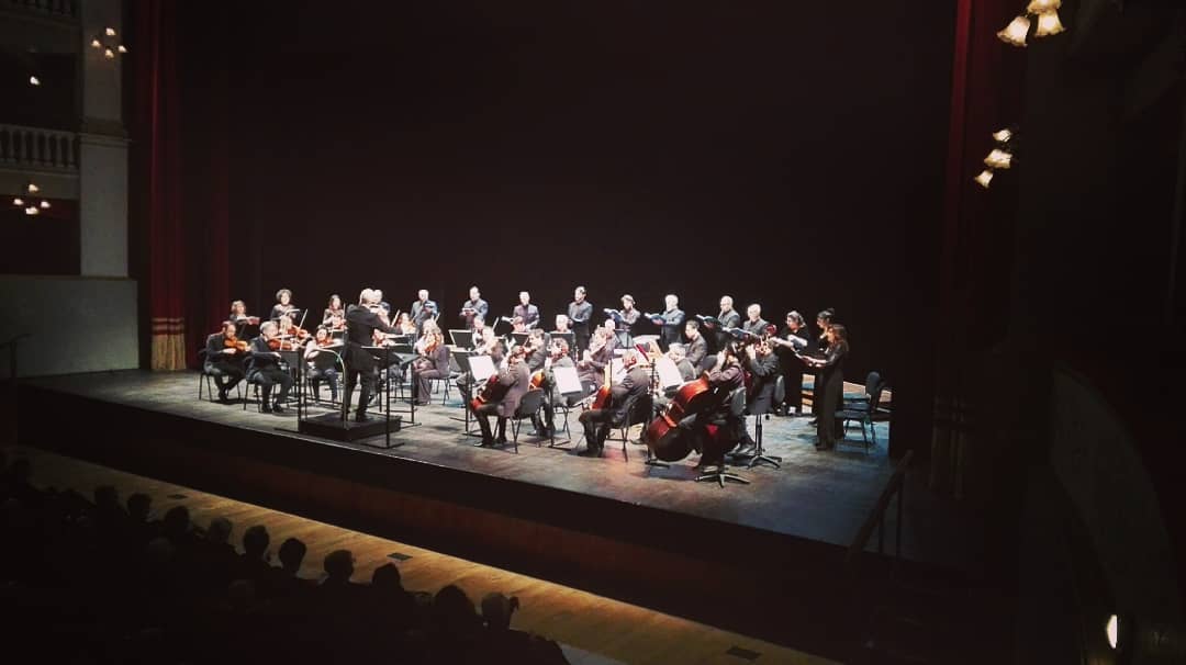 Lorenzo Di Bella e l’Orchestra Filarmonica a San Severino Marche