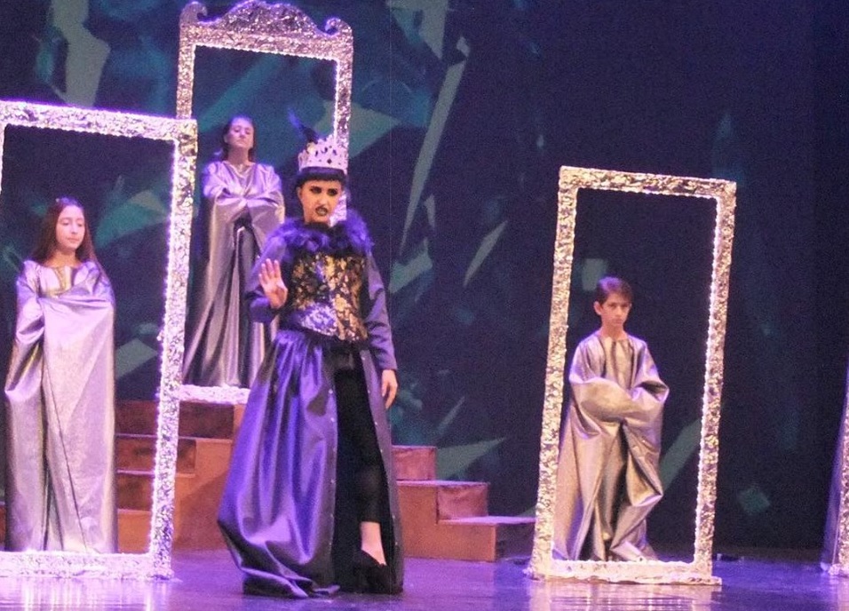 Recanati, teatro e solidarietà con la Compagnia dell’Avulss