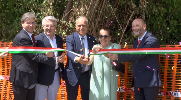 Linea ferroviaria potenziata e nuova fermata Macerata Università