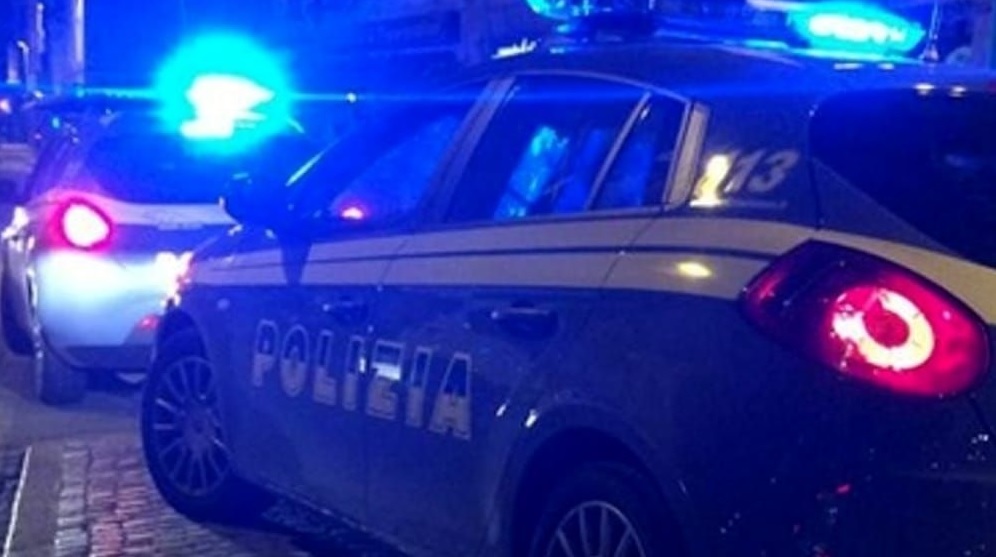 Montefano, festa abusiva con 300 persone interrotta dalla Polizia