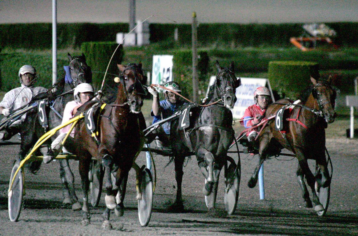 Ippodromo San Paolo, corse e omaggio al Capitano Mori