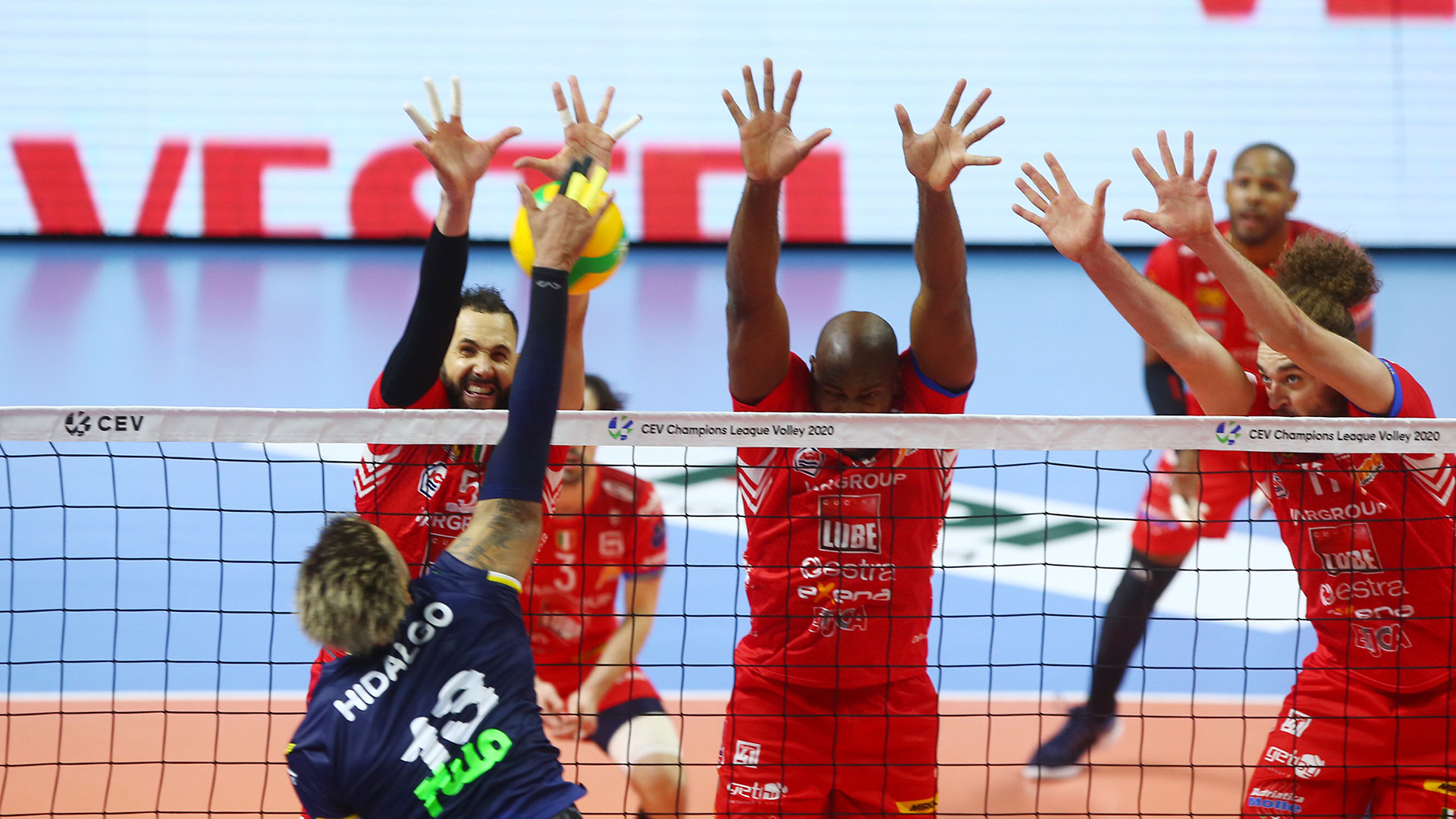 Champions League, la Lube Civitanova vince a Istanbul 3-1