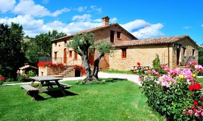 Agriturismi, le Marche adeguano e semplificano la normativa