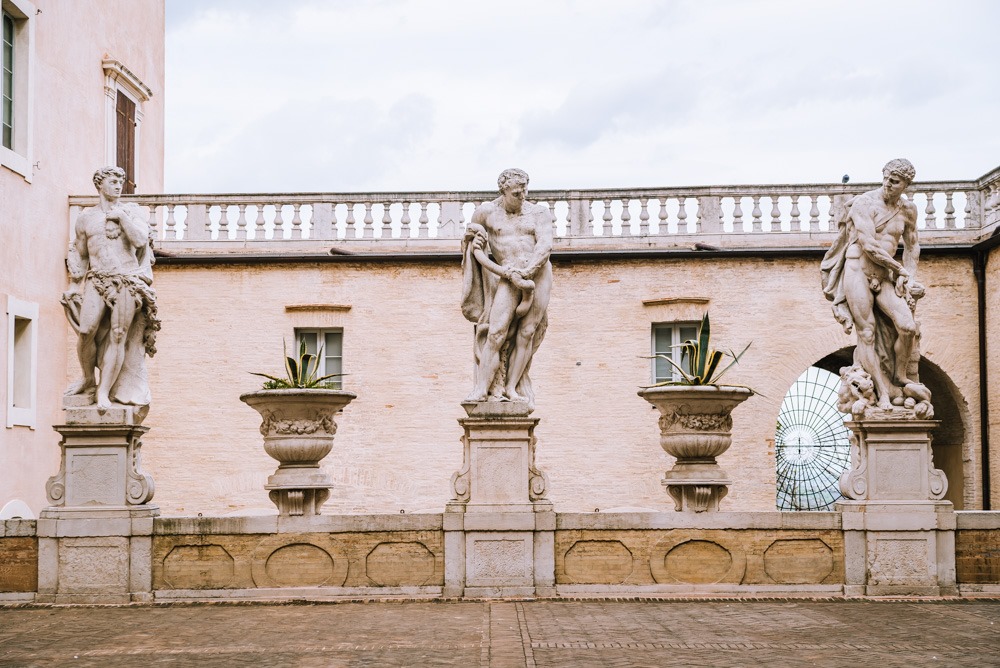 Macerata, attività on line di Musei civici e Biblioteca comunale