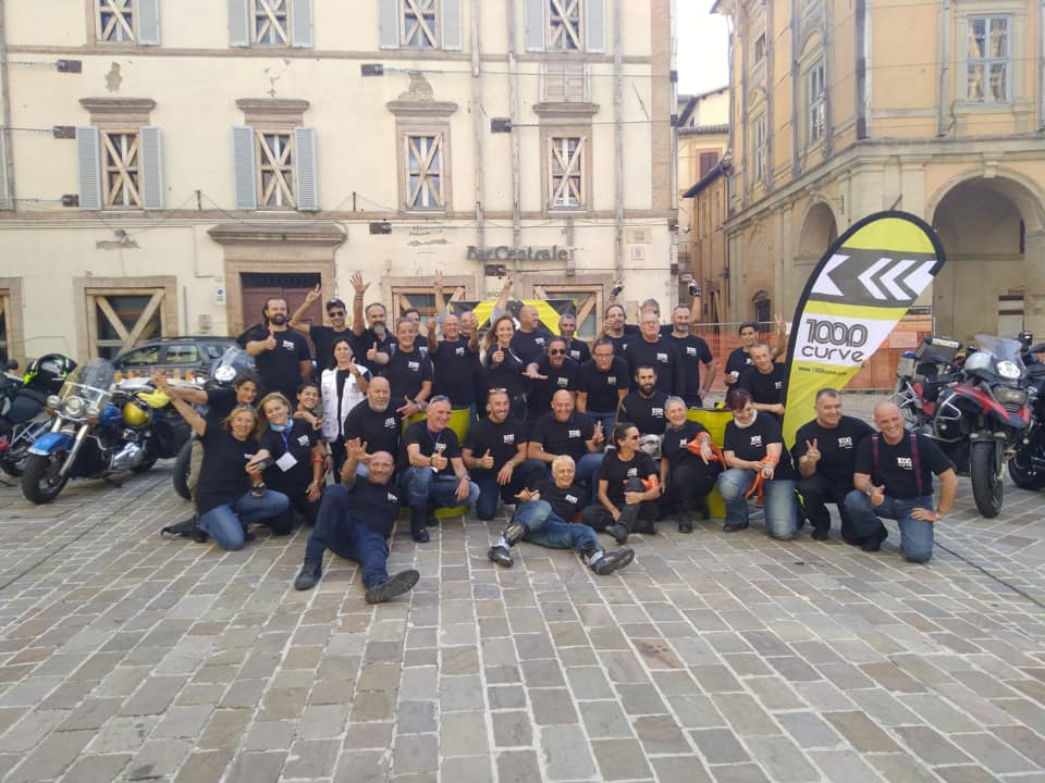 Camerino, 50 motociclisti in città per la tappa delle “1000 curve”