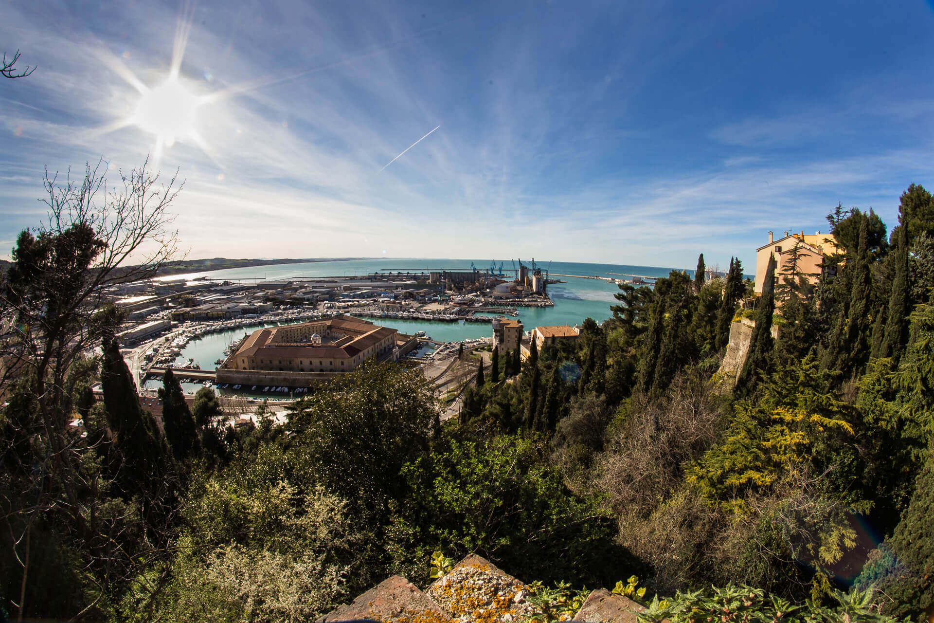 Ancona, giornate blue economy e festival con Tipicità in Blu!