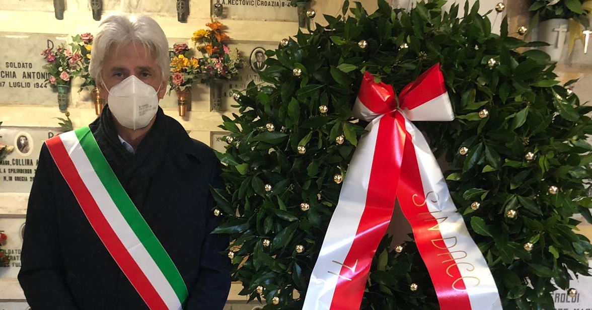 Macerata, il sindaco Parcaroli al cimitero commemora i defunti